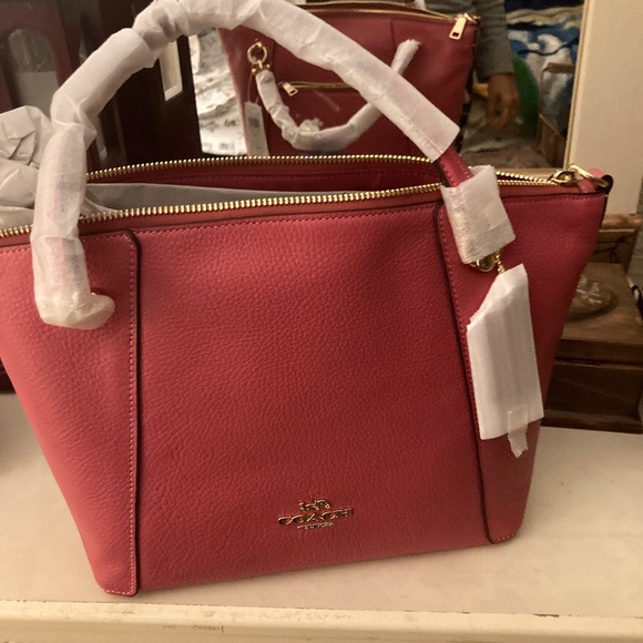 Handbag - Picture 1 of 1